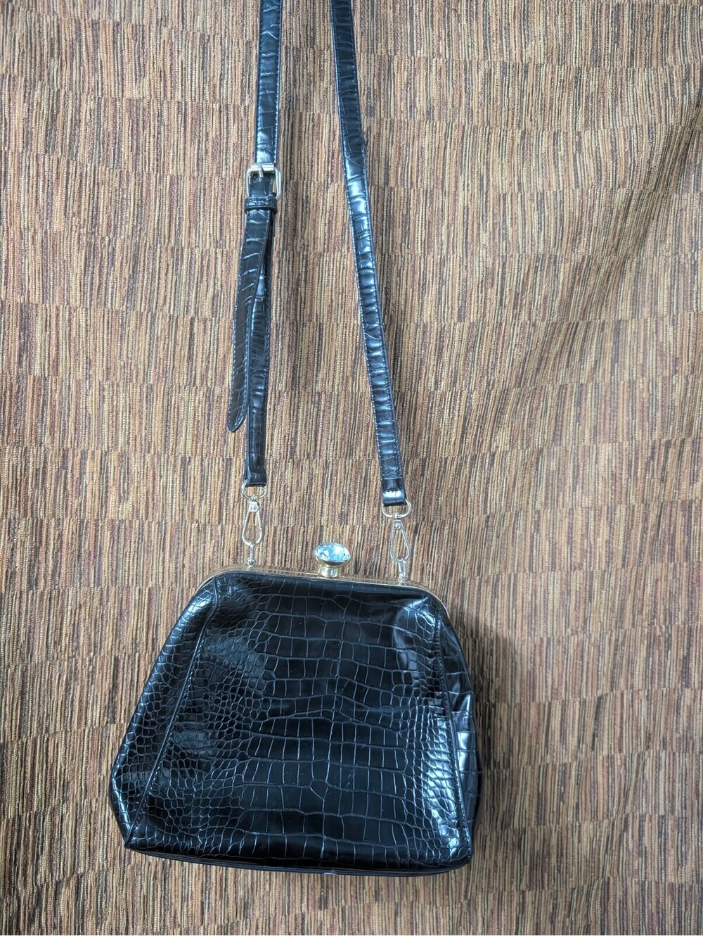 Black Crocodile Pattern Shoulder Bag with Crystal Clasp